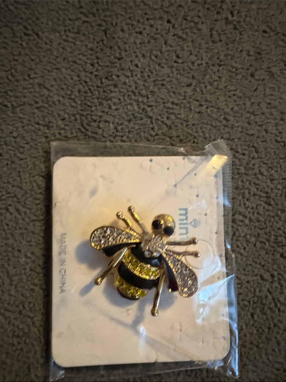 FASHION Mini Bee Brooch Pin in Yellow and Black - Decorative Home Accent
